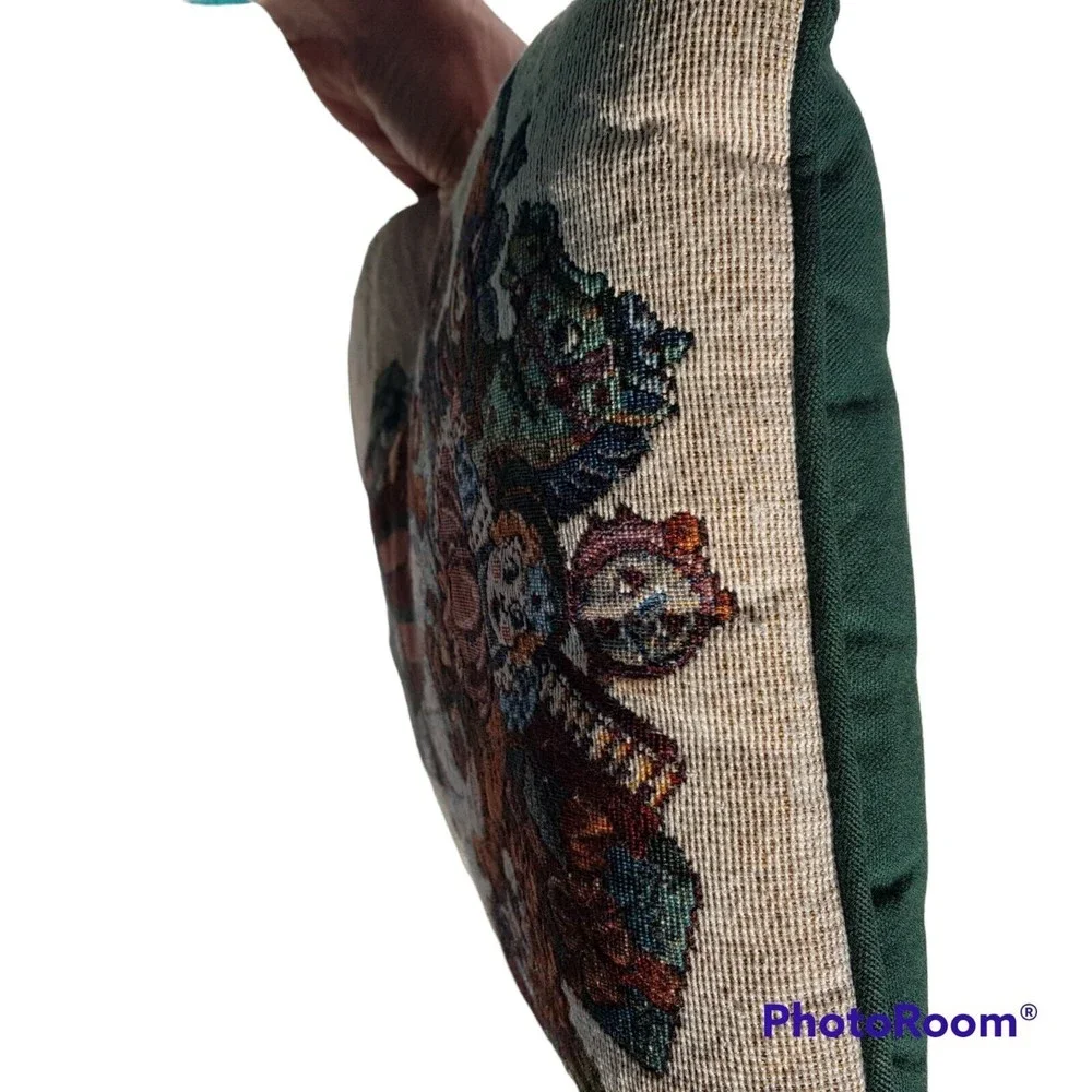 Vintage Christmas Tapestry Throw Pillow Cream Green Stocking Toys 16” X 12” Xmas